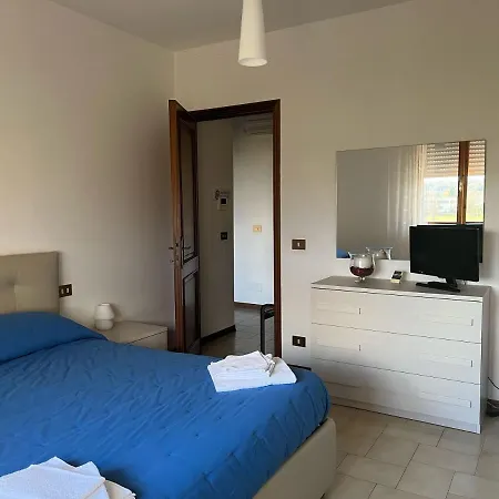 Azzurra Capolona