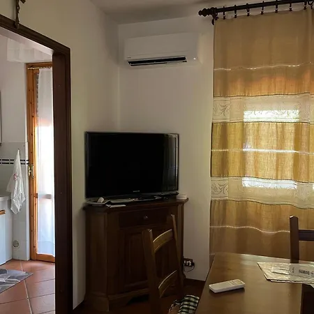 Azzurra Apartment *